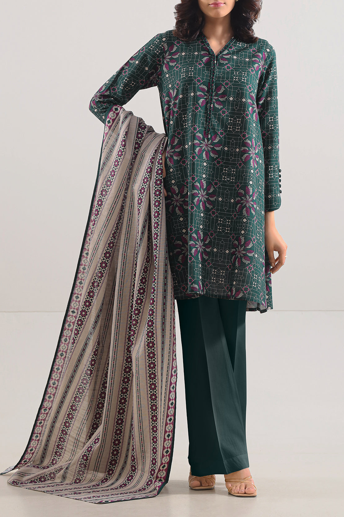 SAYA Printed Lawn 3-Piece Unstitched Suit | SA-1003