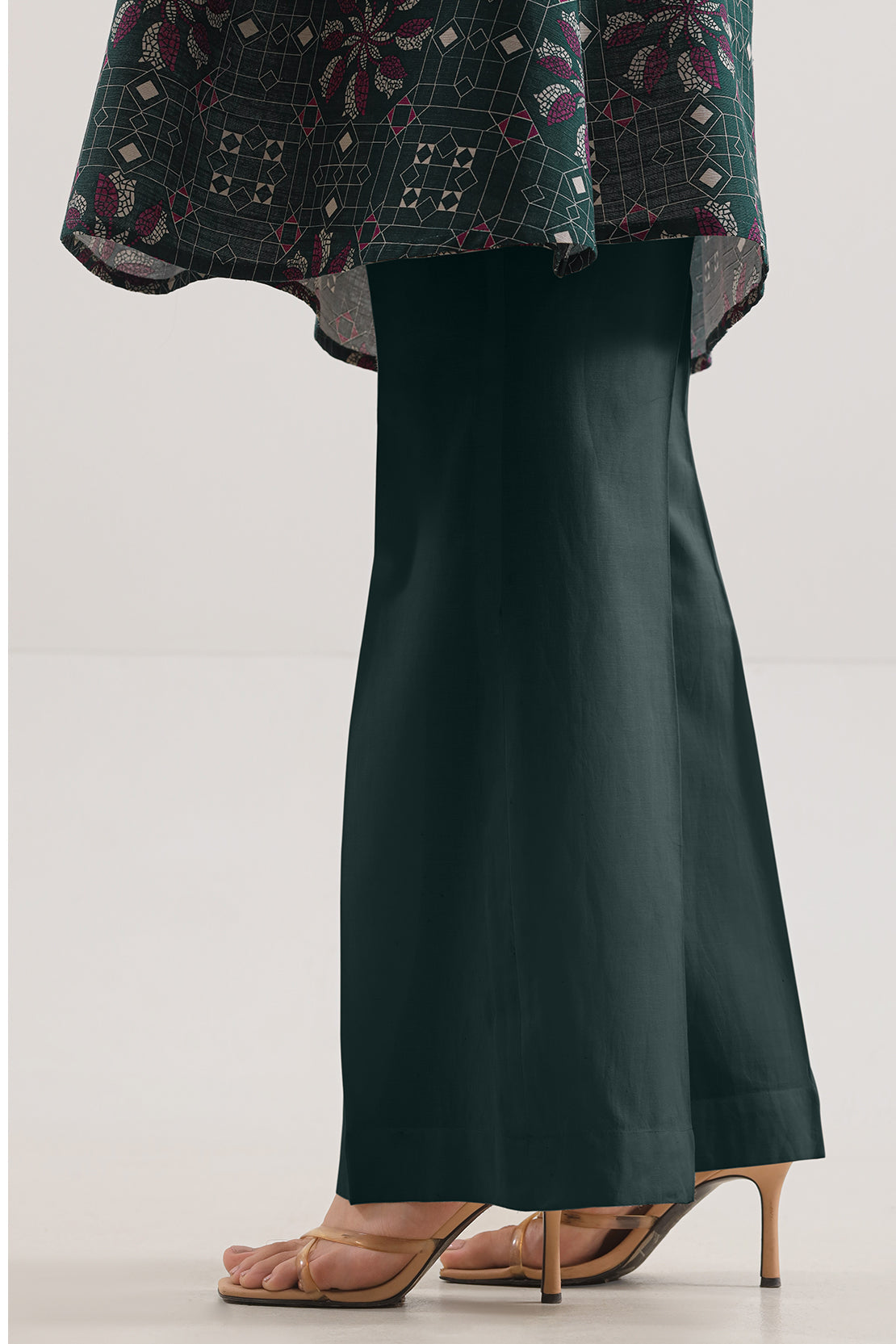 SAYA Printed Lawn 3-Piece Unstitched Suit | SA-1003