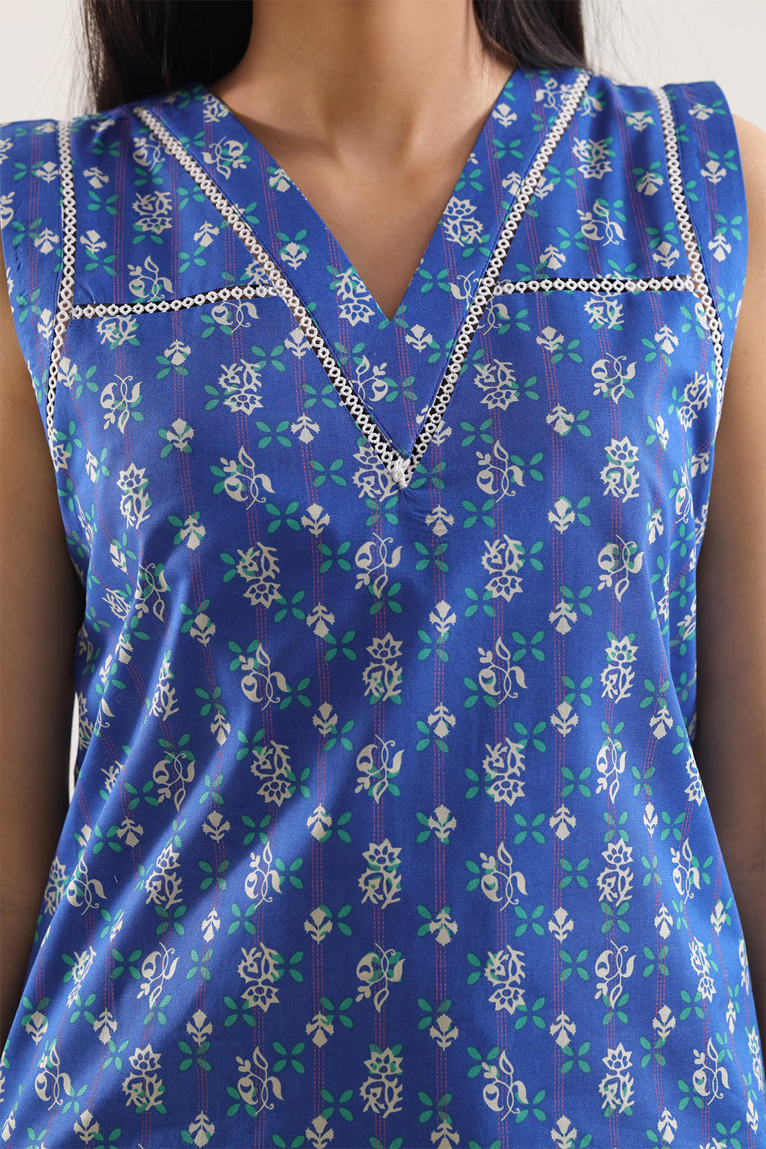 SAYA Printed Lawn 3-Piece Unstitched Suit | SA-1010