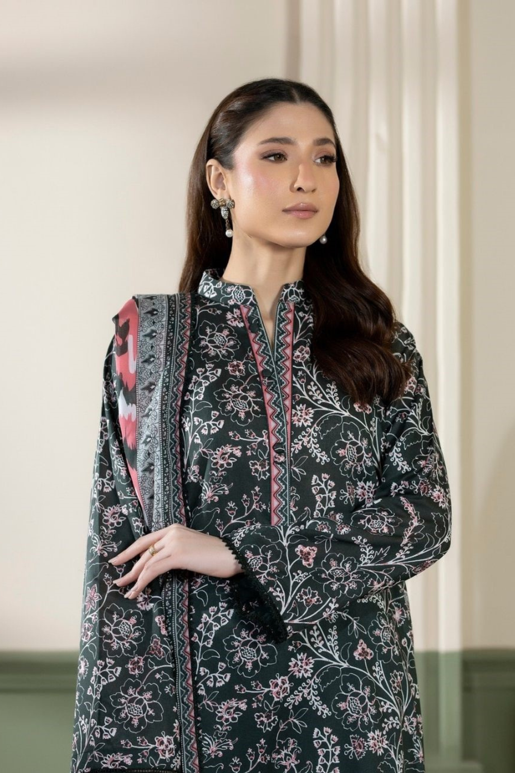 Salina Digital Printed Unstiched 3PC Set RS-1027