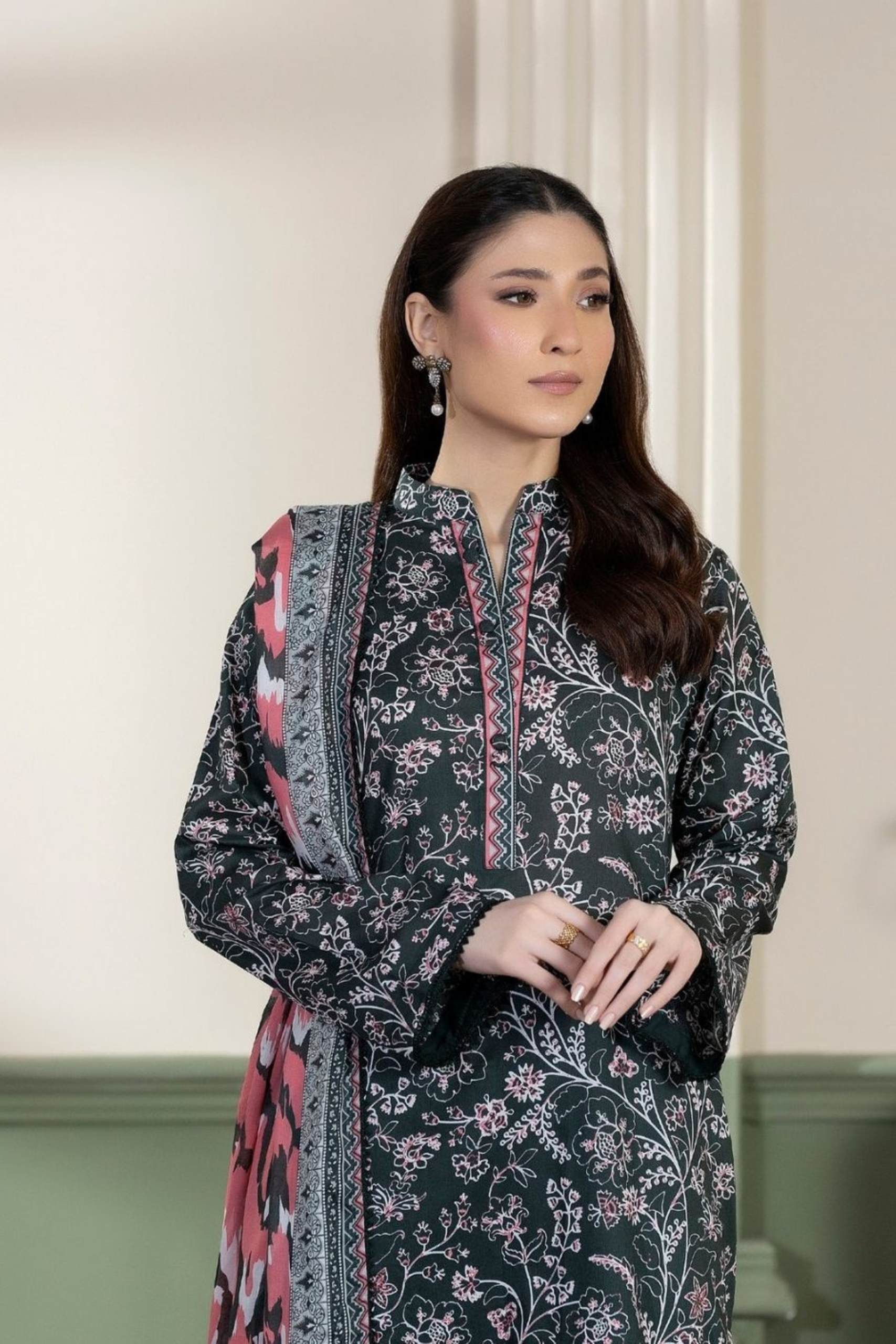 Salina Digital Printed Unstiched 3PC Set RS-1027