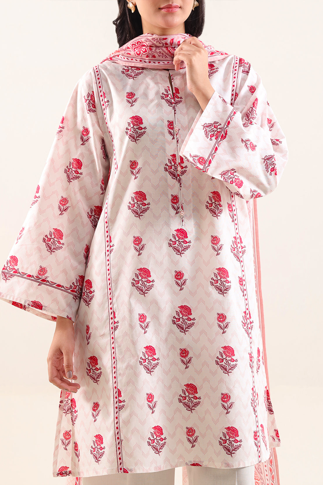 SAYA Printed Lawn 3-Piece Unstitched Suit | SA-1020