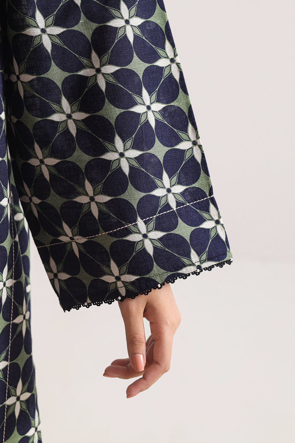 SAYA Printed Lawn 3-Piece Unstitched Suit | SA-1005