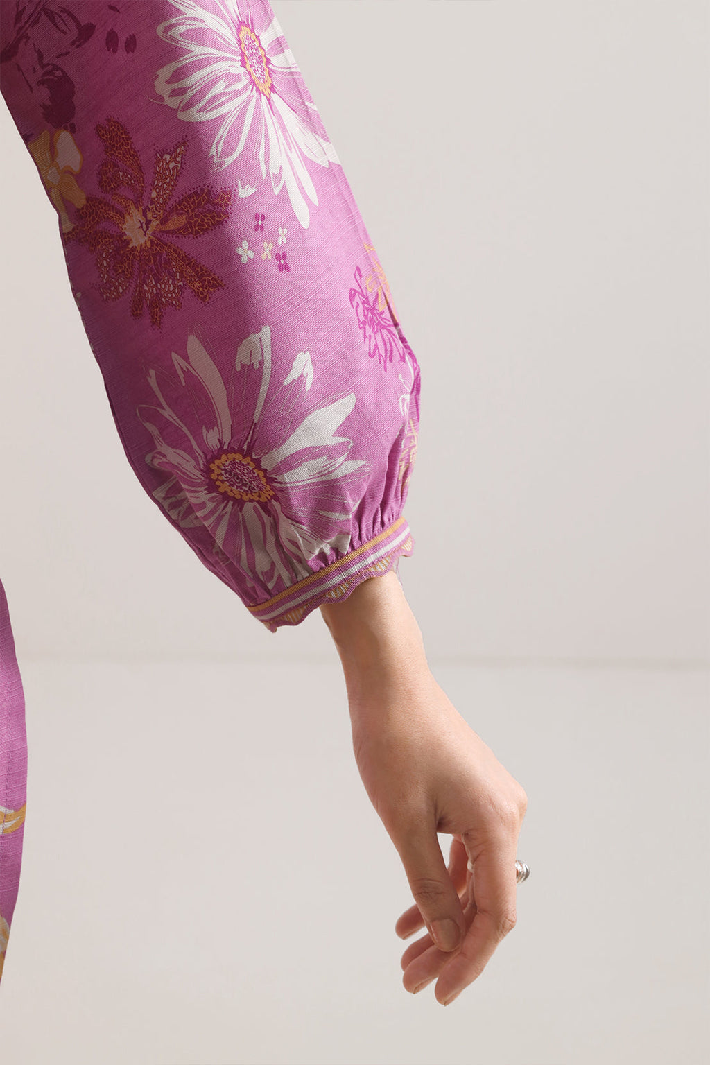 SAYA Printed Lawn 3-Piece Unstitched Suit | SA-1021